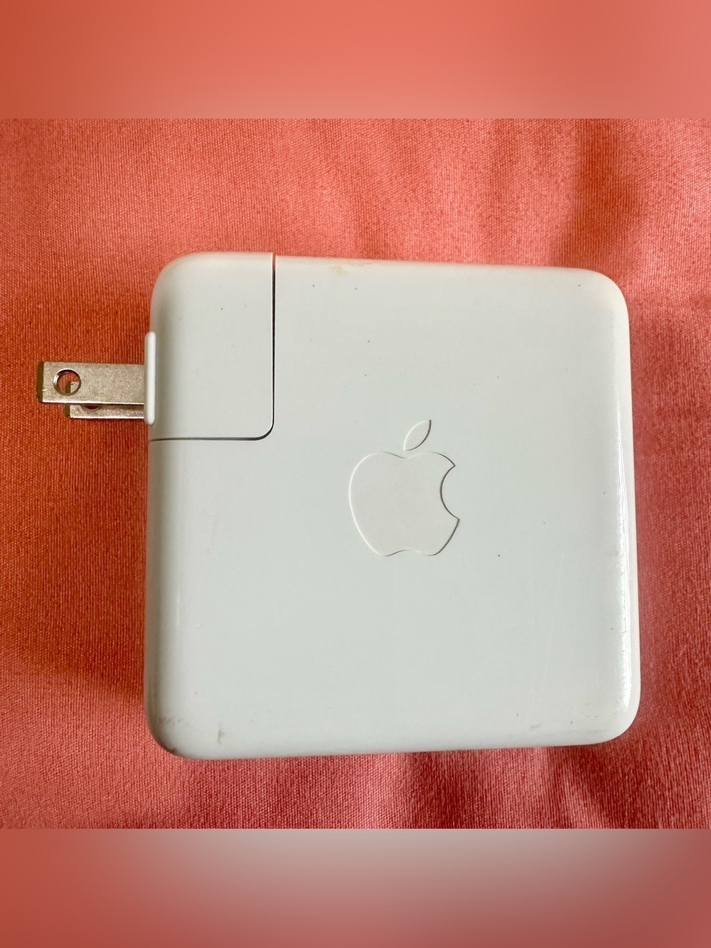Apple 61W USB-C Power Adapter A1718 MacBook Pro 13" Wall Charger Block Genuine